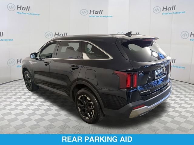 2025 Kia Sorento S - Photo 12