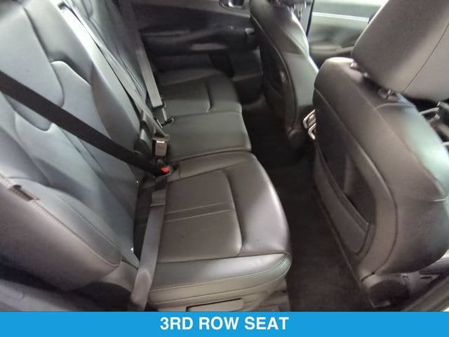 2025 Kia Sorento S - Photo 24