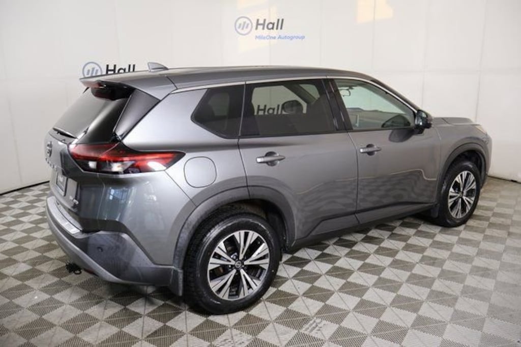 Used 2021 Nissan Rogue SV SUV