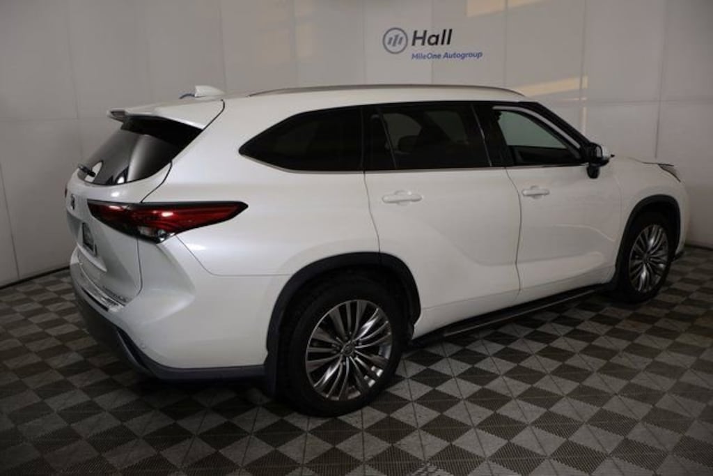 Used 2020 Toyota Highlander Platinum SUV