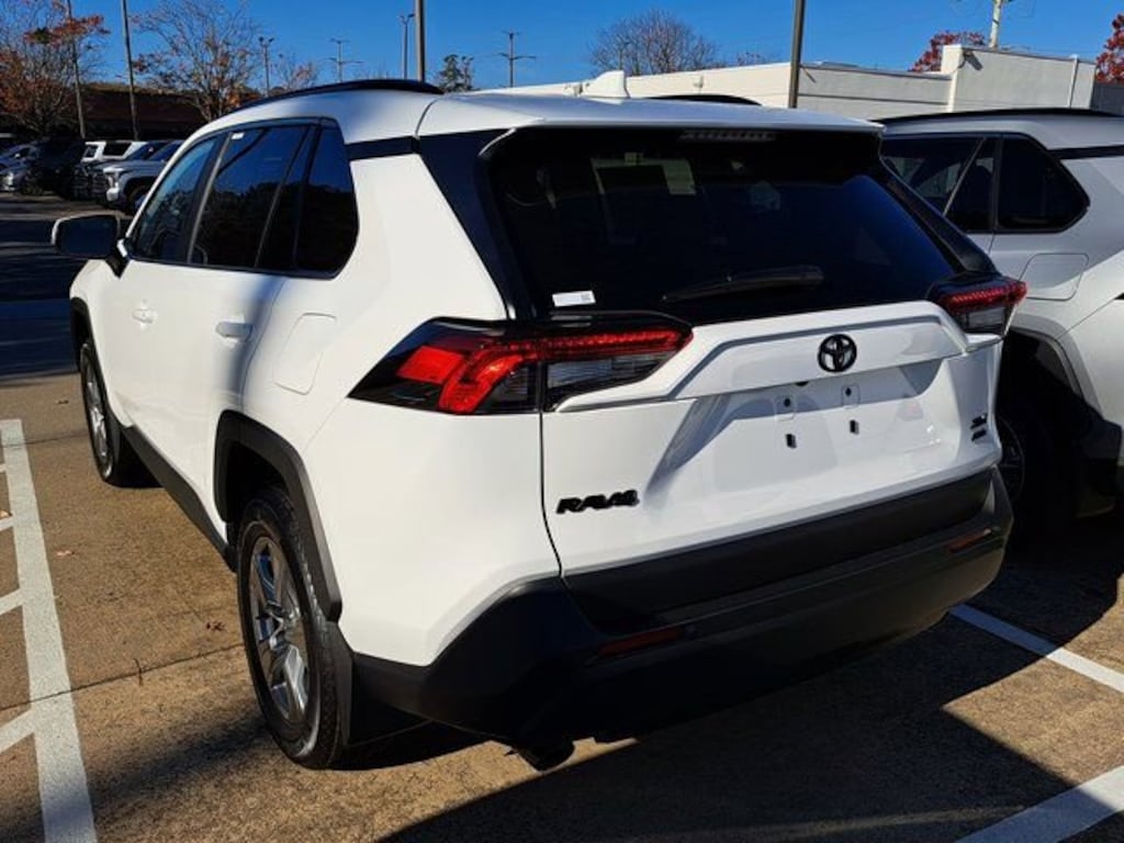 New 2025 Toyota RAV4 XLE SUV