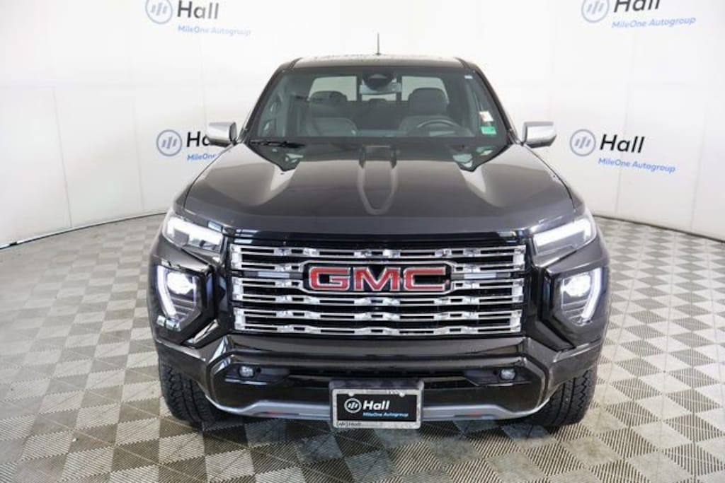 Used 2023 GMC Canyon Denali Truck Crew Cab