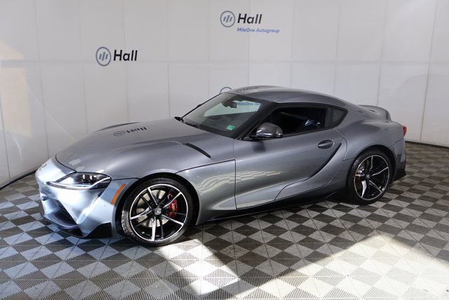 2021 Toyota Supra Premium's photo