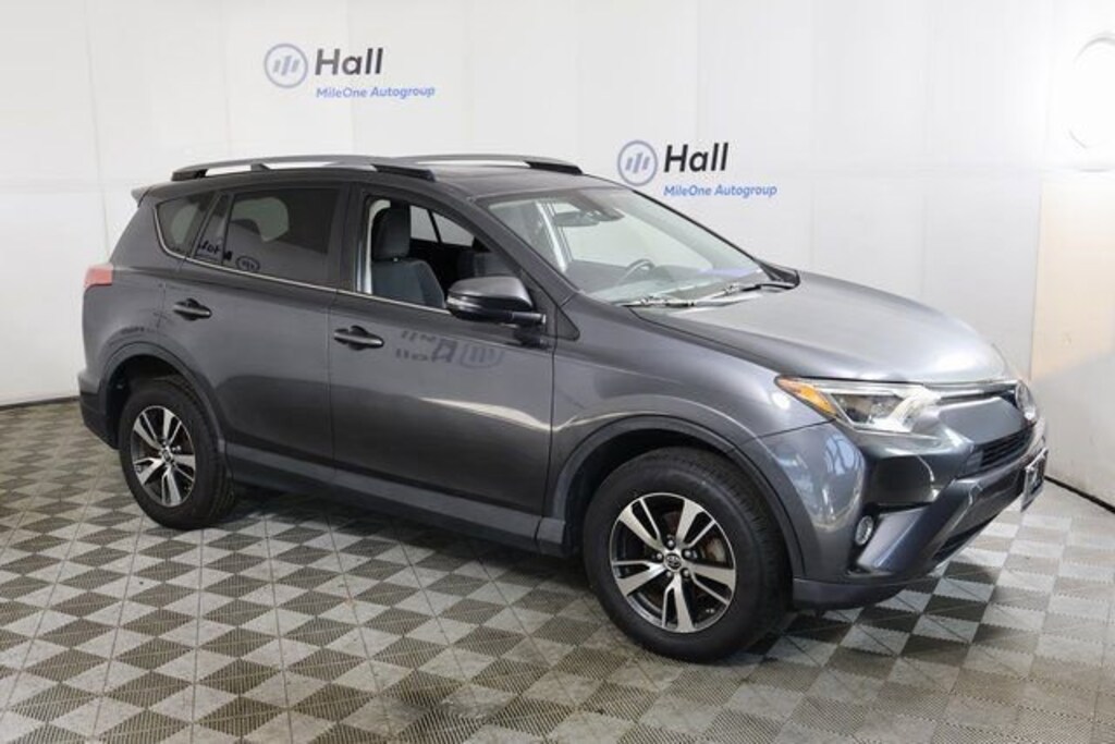 Used 2018 Toyota RAV4 XLE SUV