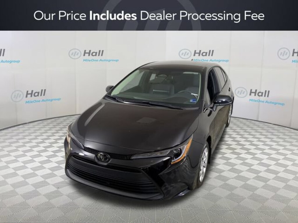 Used 2025 Toyota Corolla LE Sedan