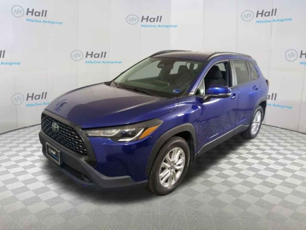 Used 2023 Toyota Corolla Cross LE SUV