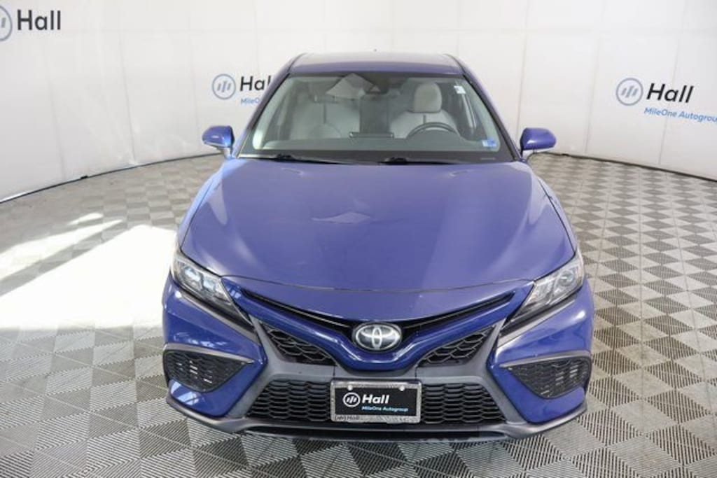 Used 2023 Toyota Camry SE Sedan