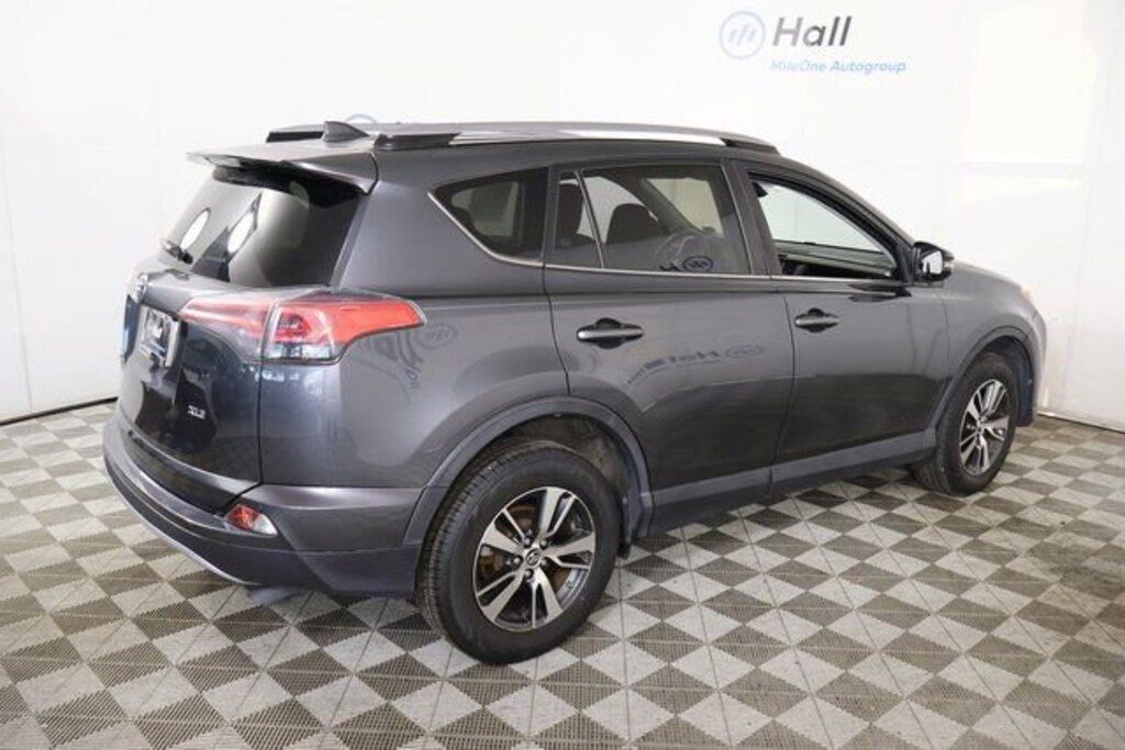 Used 2018 Toyota RAV4 XLE SUV