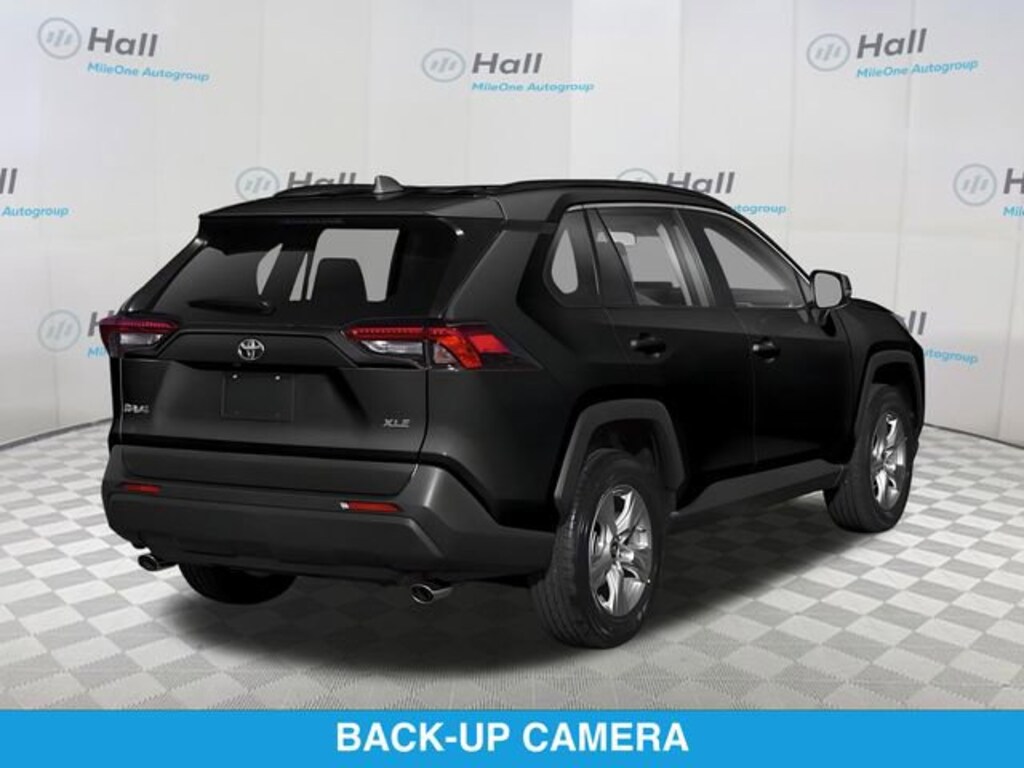 Used 2021 Toyota RAV4 XLE SUV