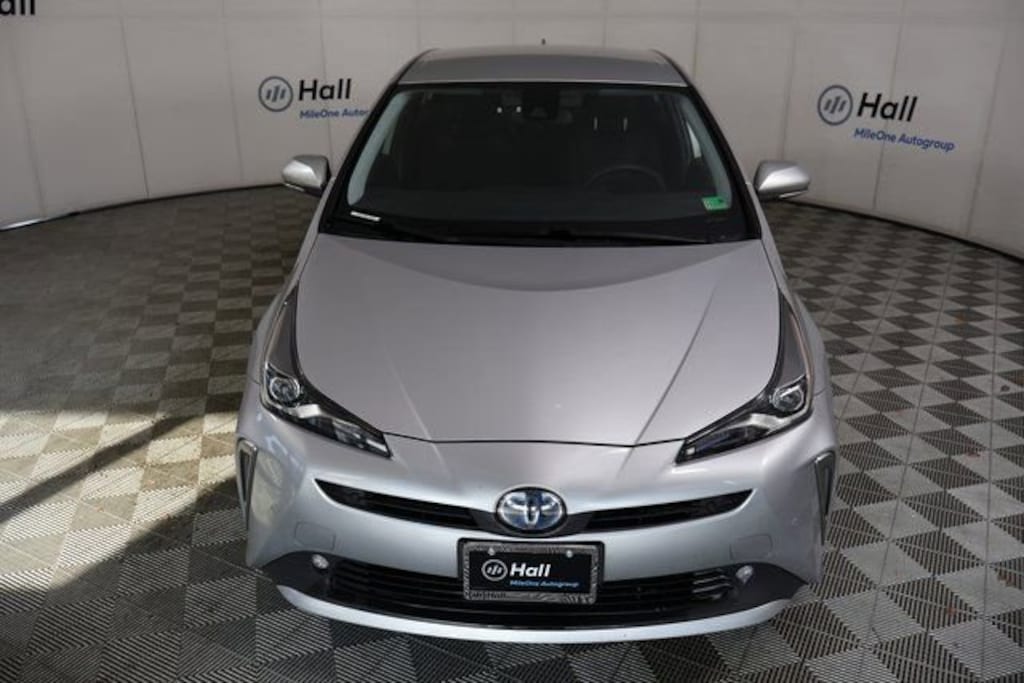 Used 2022 Toyota Prius LE AWD-e Hatchback