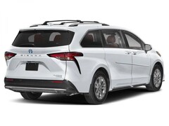 2026 Toyota Sienna Platinum Van Passenger Van