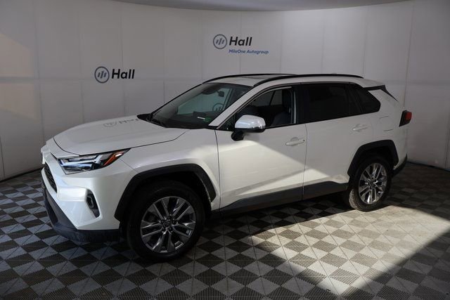 2022 Toyota RAV4 XLE Premium