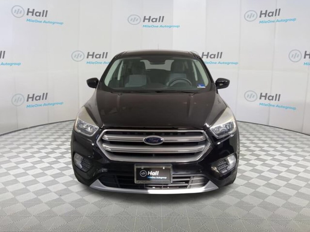 Used 2017 Ford Escape SE SUV