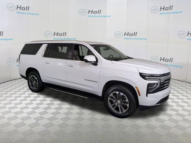 2025 Chevrolet Suburban LT - Photo 6