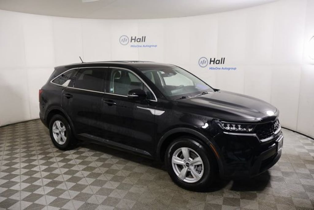 Used 2022 Kia Sorento LX SUV