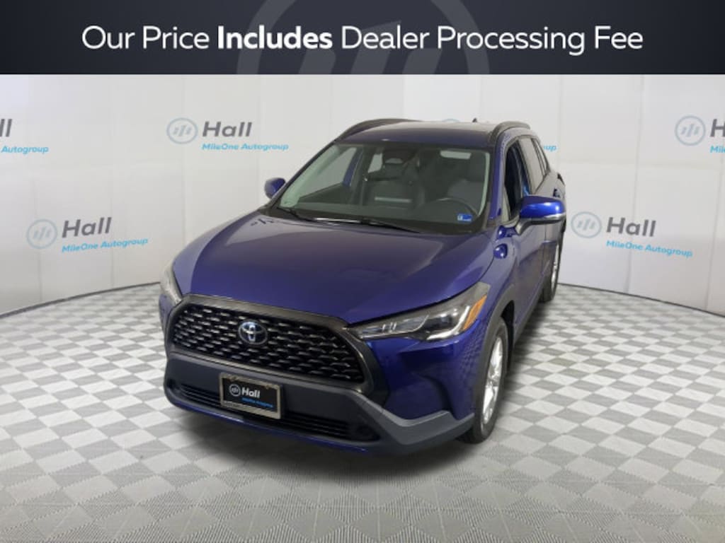 Used 2023 Toyota Corolla Cross LE SUV