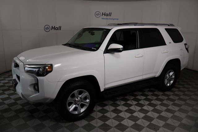 2018 Toyota 4Runner SR5 Premium's photo
