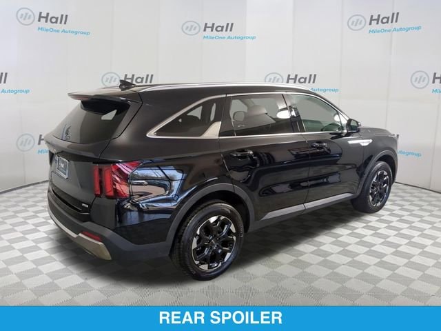 2025 Kia Sorento S - Photo 8