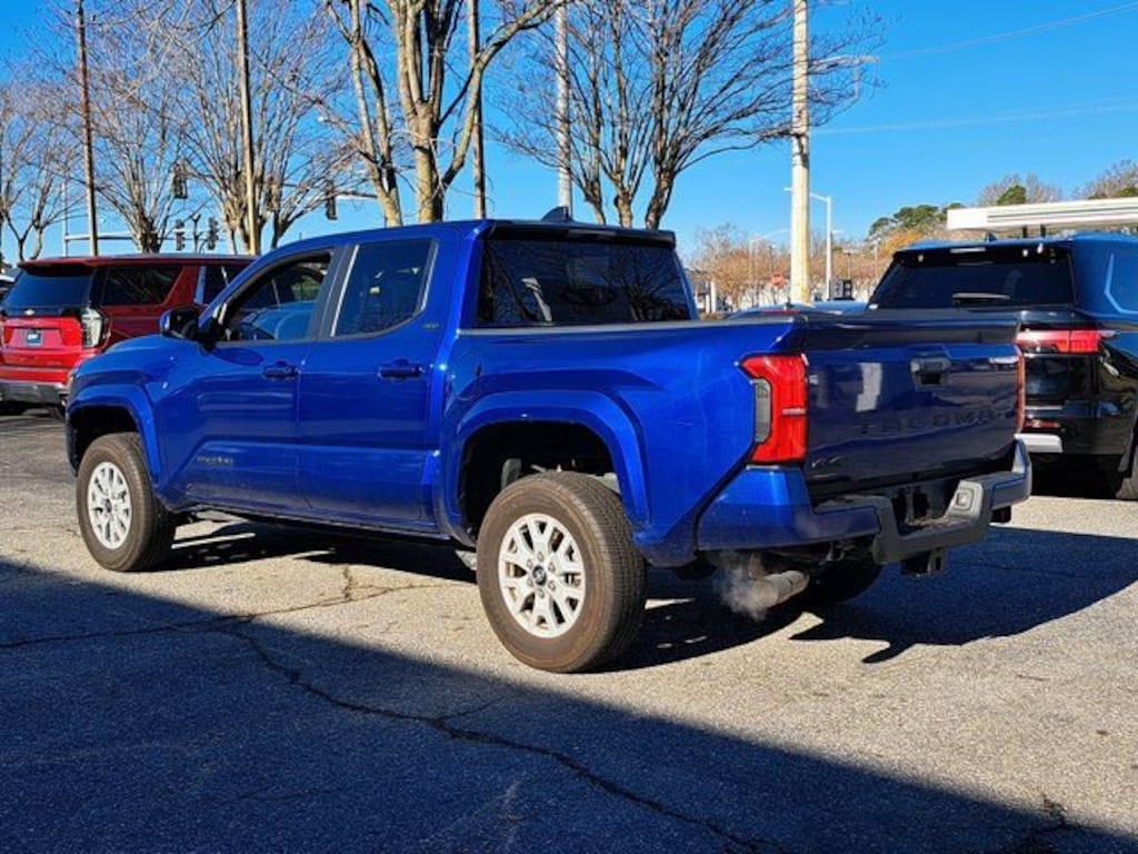 Used 2024 Toyota Tacoma SR5 Truck Double Cab
