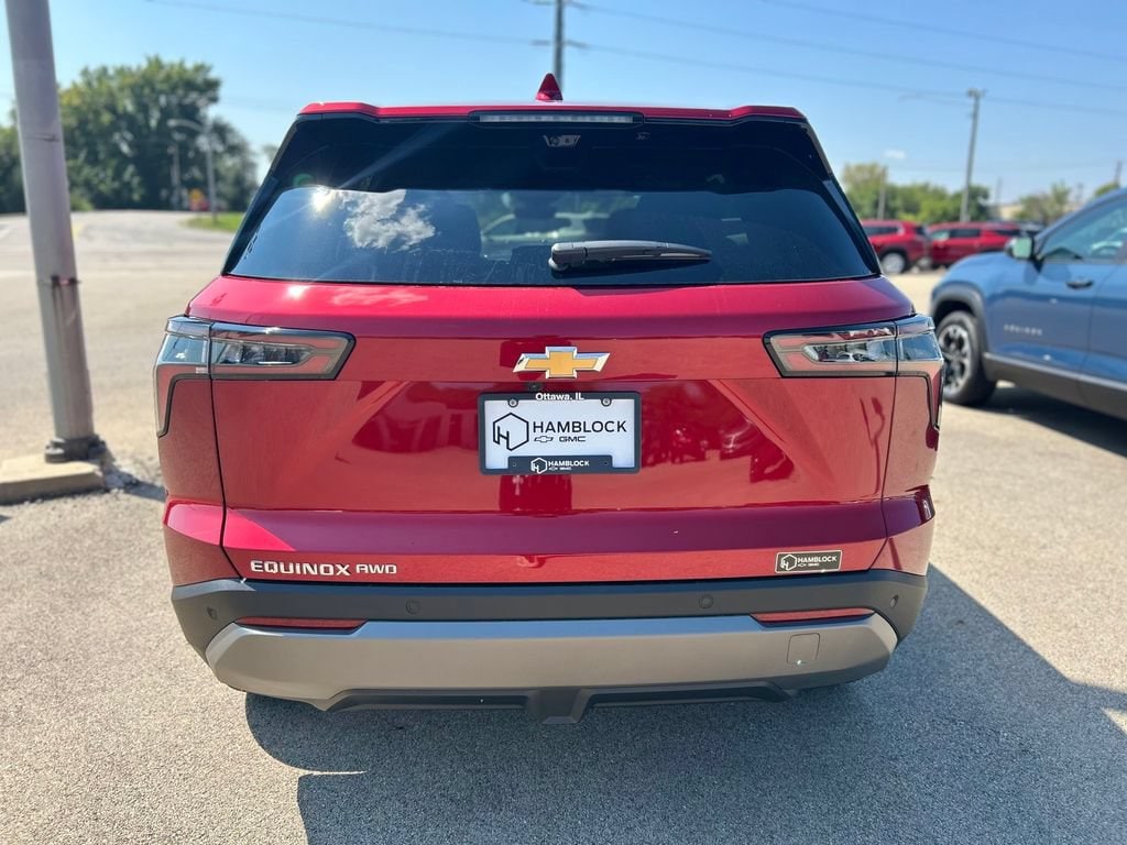 2027 Chevrolet Equinox LT - Photo 5