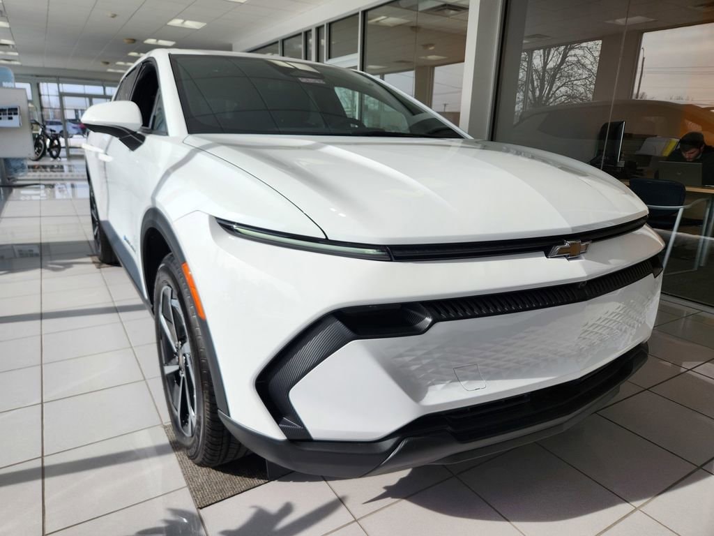 2026 Chevrolet Equinox EV SUV 