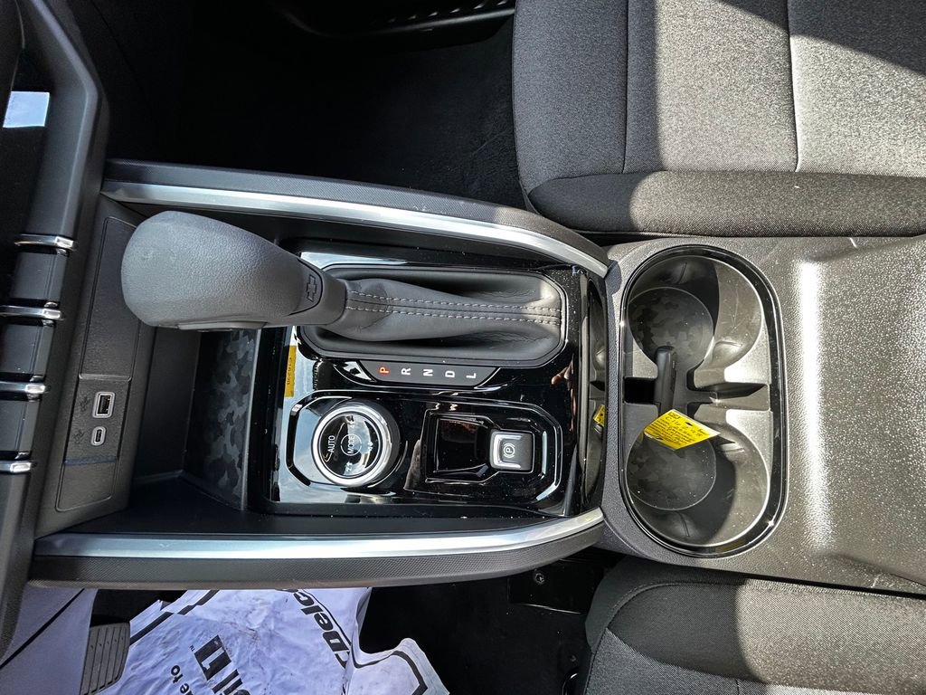 2026 Chevrolet Colorado Trail Boss - Photo 12