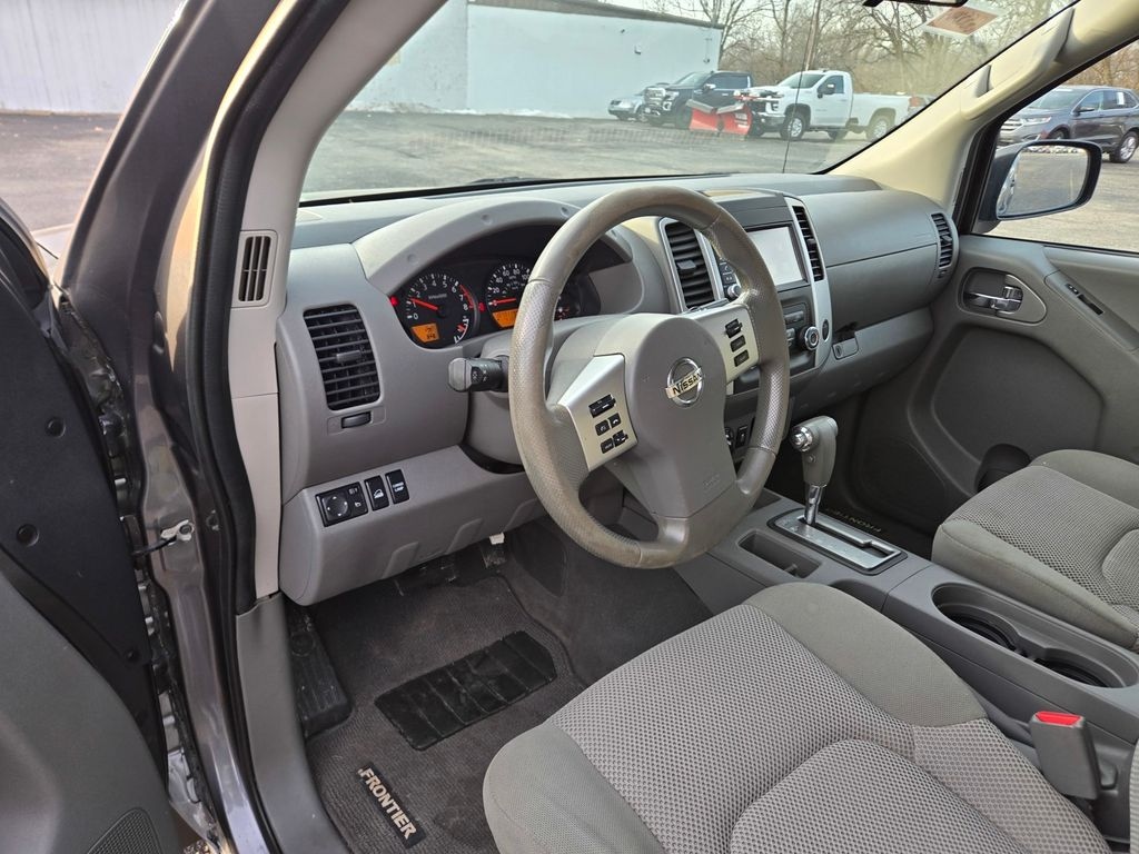 Used 2019 Nissan Frontier SV Truck Crew Cab