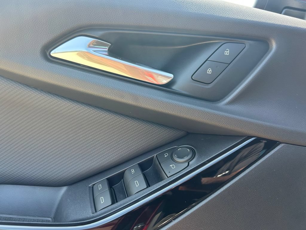 2027 Chevrolet Equinox LT - Photo 24