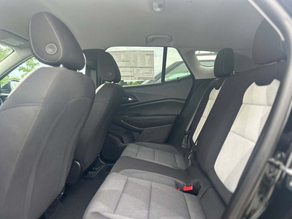 2026 Chevrolet Trax LS - Photo 28