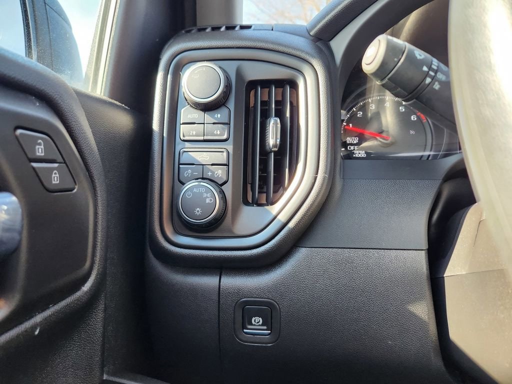 2025 Chevrolet Silverado 1500 Custom Trail Boss - Photo 11