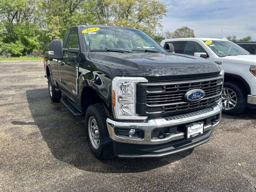 2024 Ford F-250 XL 4x4 Regular Cab 8' Box's photo