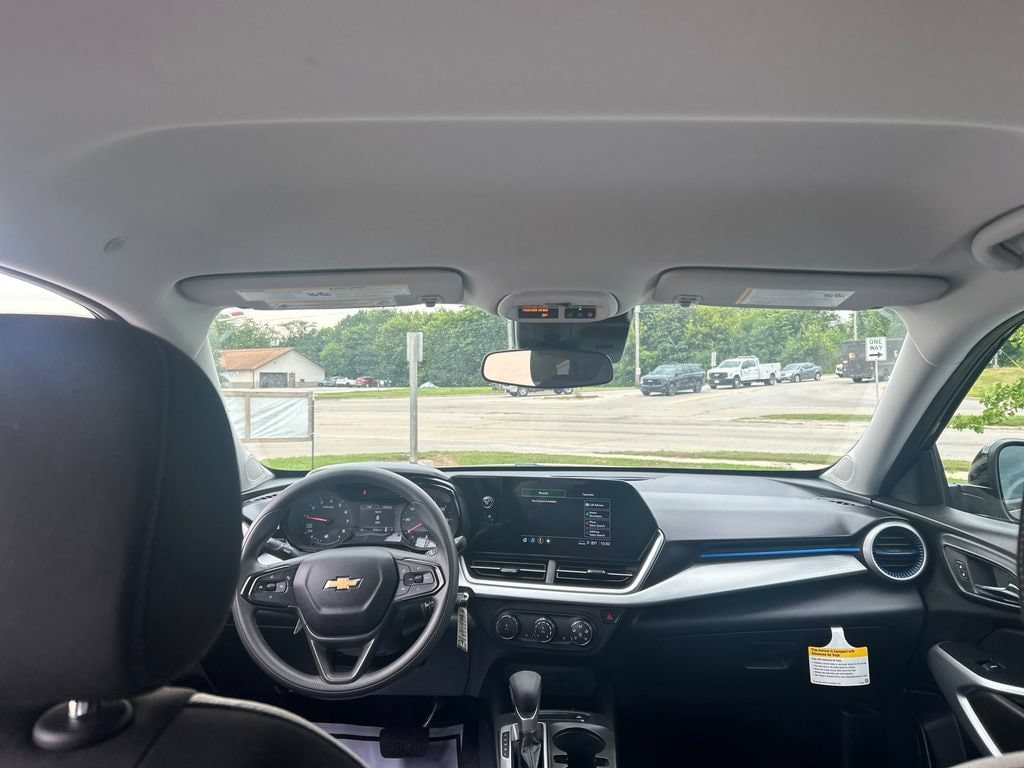 2026 Chevrolet Trax LS - Photo 31