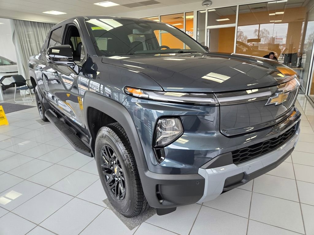 New 2026 Chevrolet Silverado EV LT w/3LT Truck Crew Cab