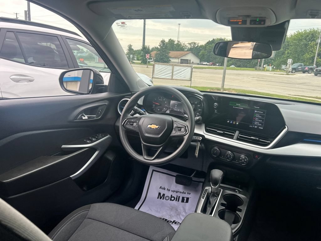 2026 Chevrolet Trax LS - Photo 30