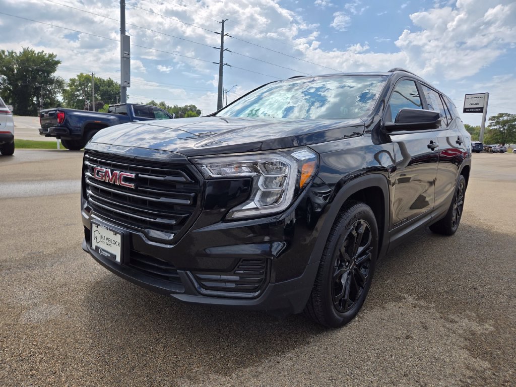 Used 2022 GMC Terrain SLE SUV