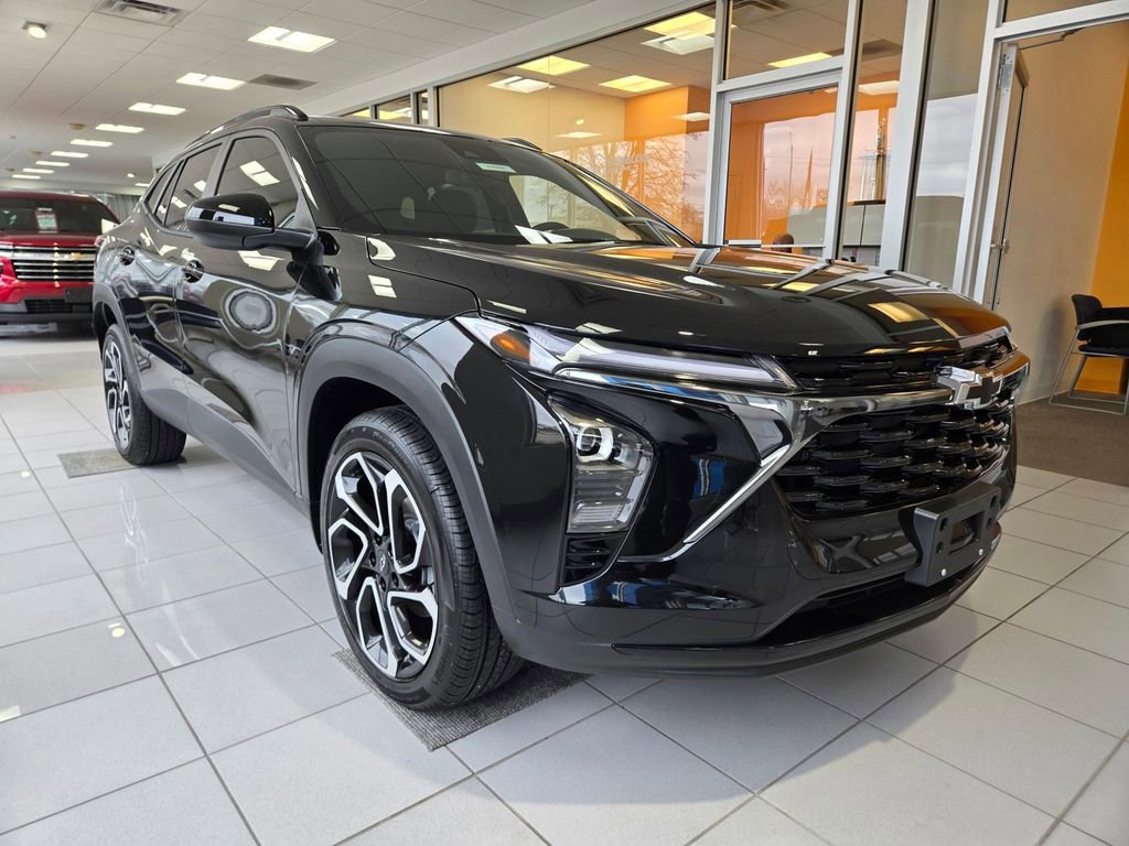 2025 Chevrolet Trax SUV 