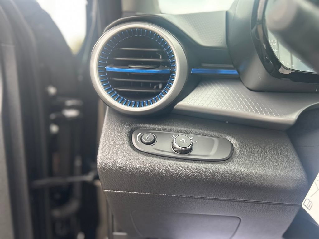 2026 Chevrolet Trax LS - Photo 25