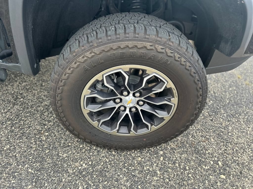 2021 Chevrolet Colorado ZR2 - Photo 38