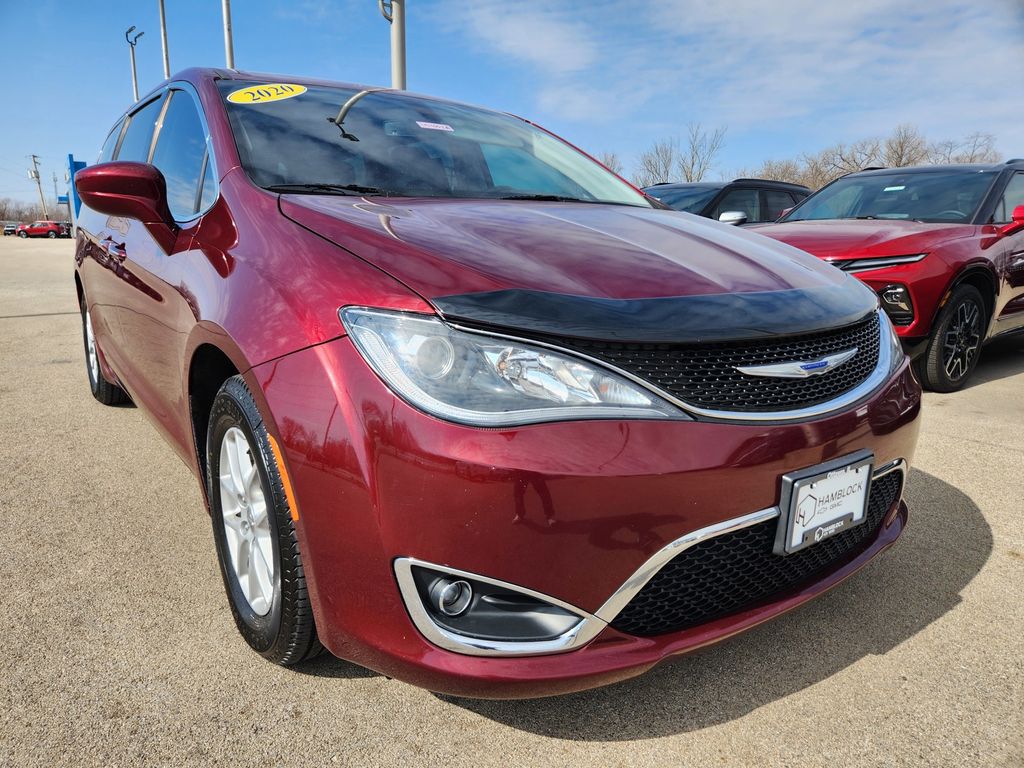 2020 Chrysler Pacifica Touring