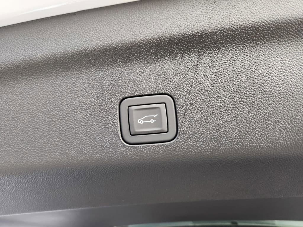 2026 Chevrolet Tahoe Premier - Photo 27