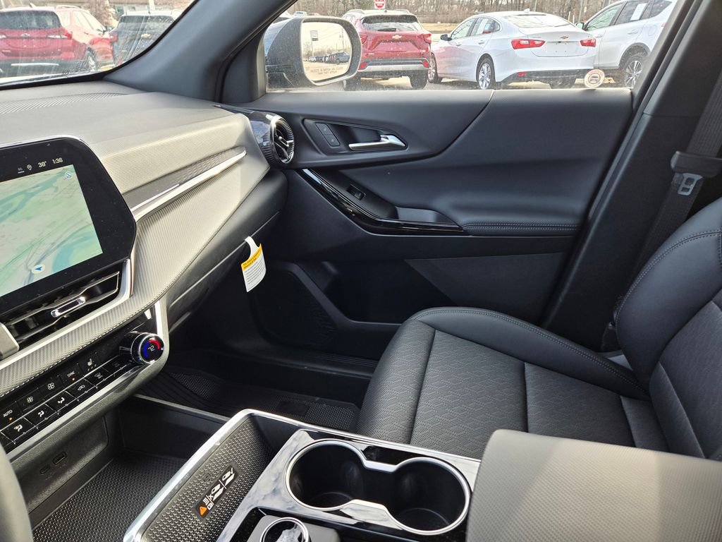 2026 Chevrolet Equinox LT - Photo 9