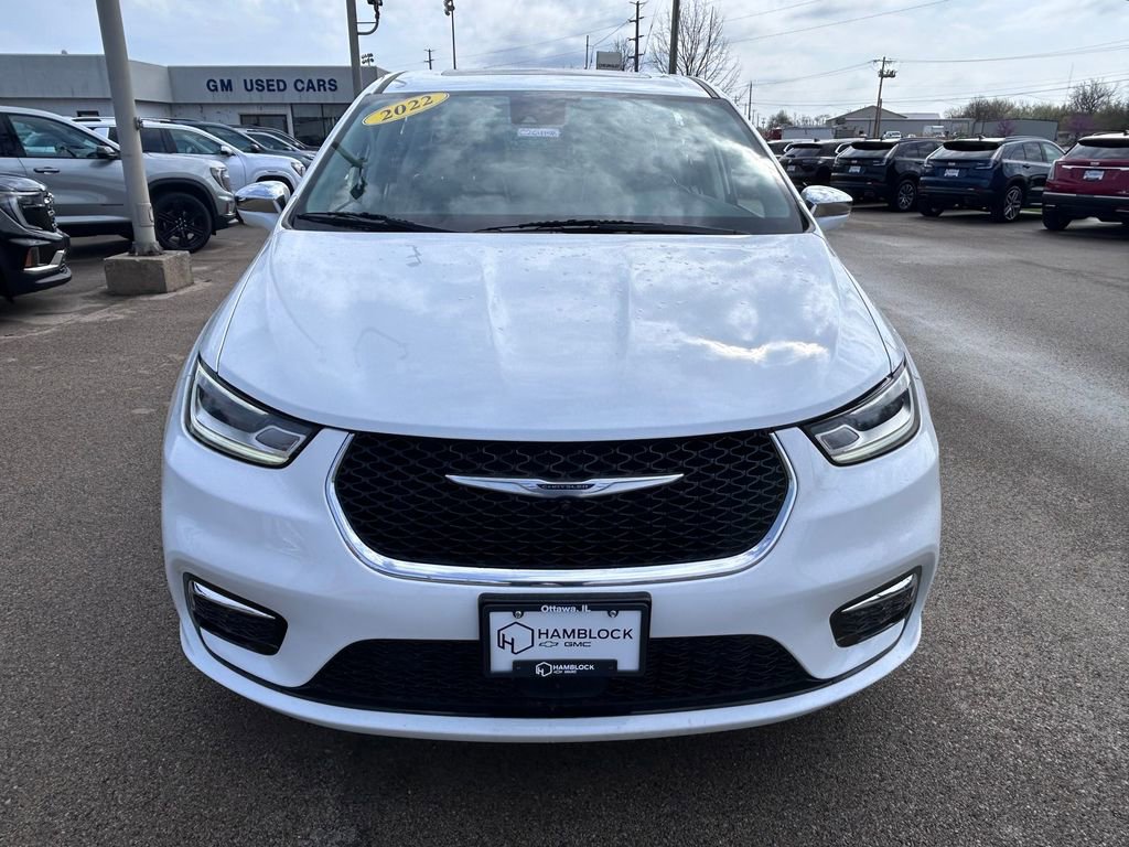 Used 2022 Chrysler Pacifica Hybrid Limited with VIN 2C4RC1S71NR208271 for sale in Ottawa, IL
