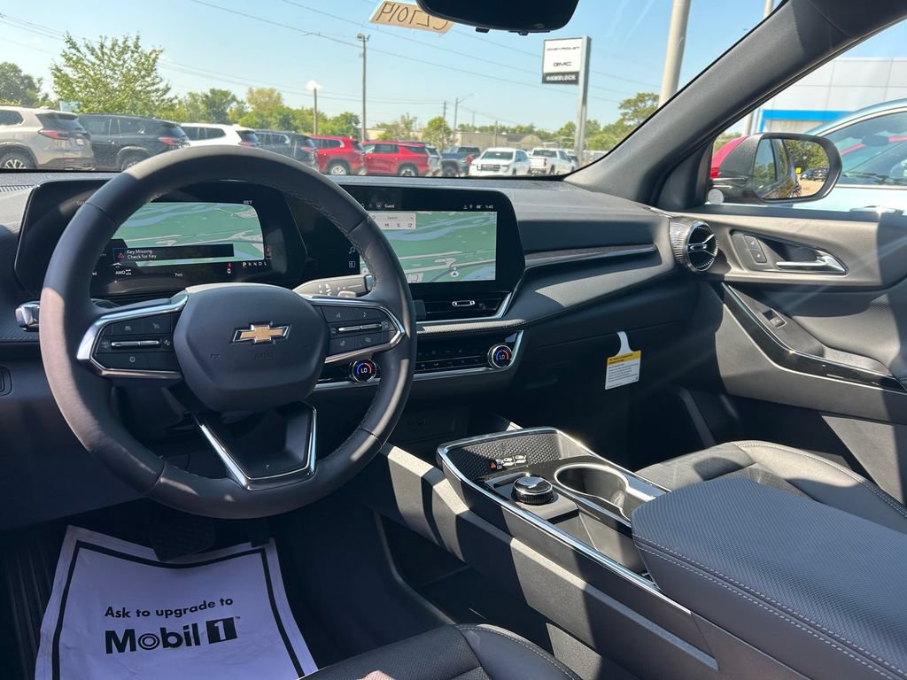 2027 Chevrolet Equinox LT - Photo 27