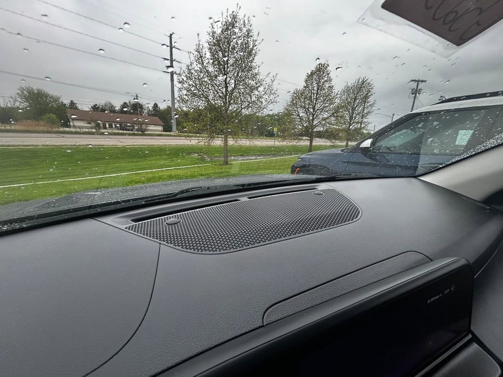 Used 2024 Kia Seltos EX SUV