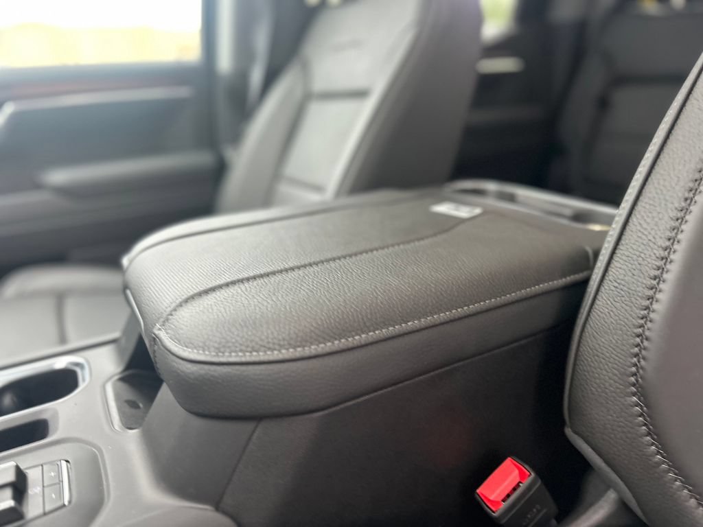 2026 GMC Sierra 1500 Denali - Photo 10