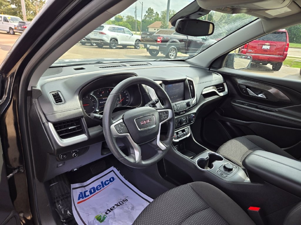 Used 2022 GMC Terrain SLE SUV