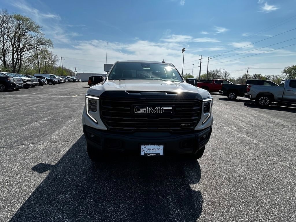 2026 GMC Sierra 1500 AT4X - Photo 2