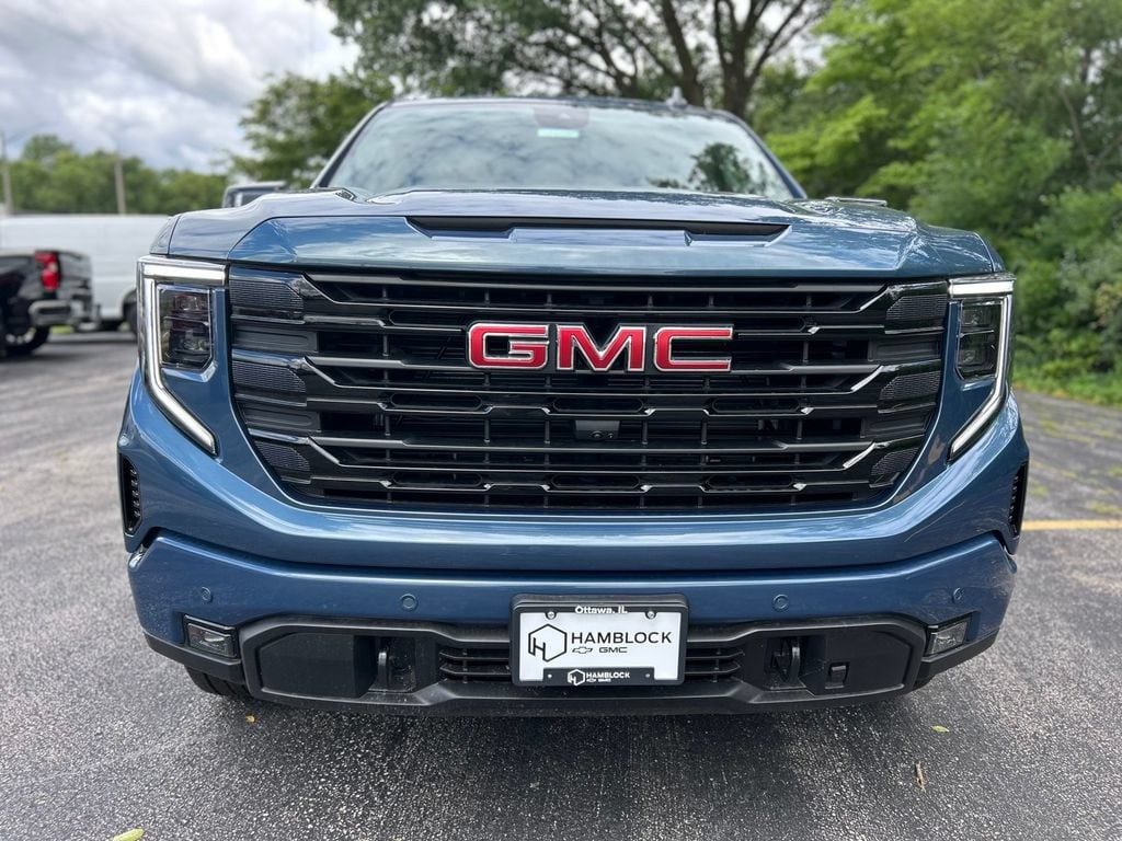 2026 GMC Sierra 1500 Elevation - Photo 2