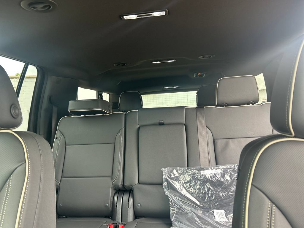 2026 GMC Yukon XL Elevation - Photo 12