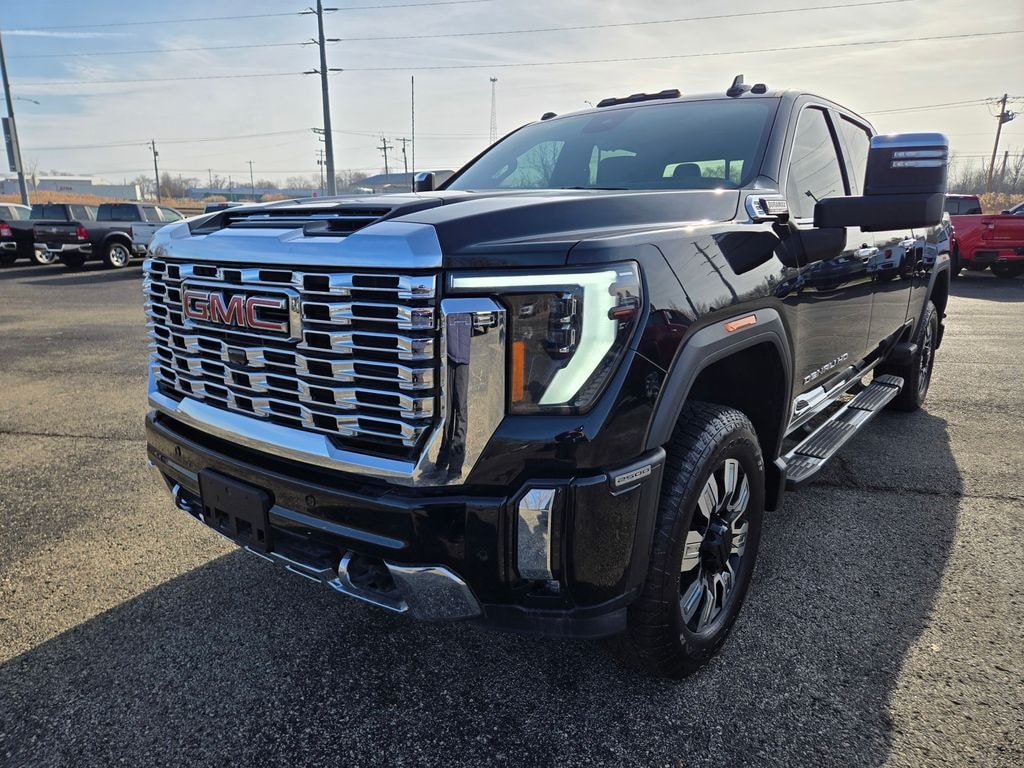 Used 2025 GMC Sierra 2500 HD Denali Truck